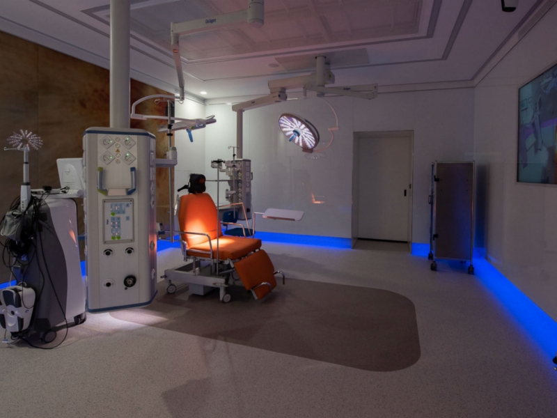 L'Hospital Clínic inaugura el bloc quirúrgic de l'Institut Clínic d'Oftalmologia