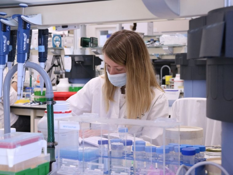 Rècord d'inversió de la biotecnologia catalana: més del doble en dos anys