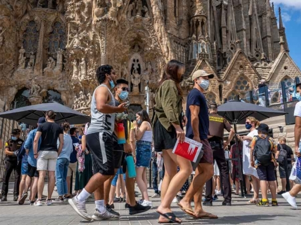 6.000 piruletes per als turistes de la ciutat, en commemoració al Dia Mundial del Turisme