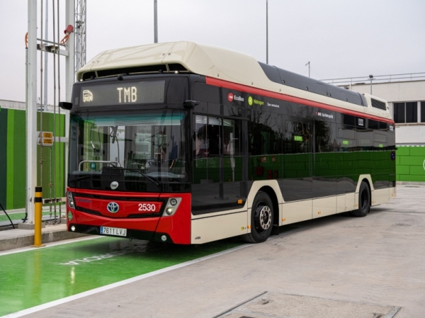 Barcelona rep el primer bus d'hidrogen